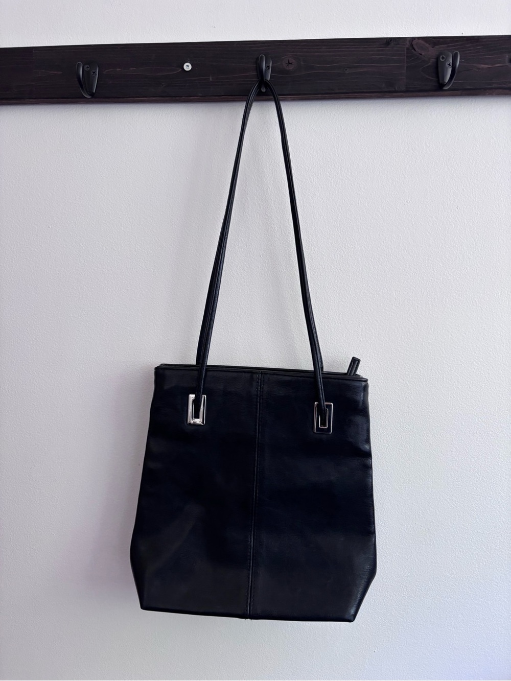 Marie Claire Black Women's Smooth Leather Shoulder Bag - Classic Tote